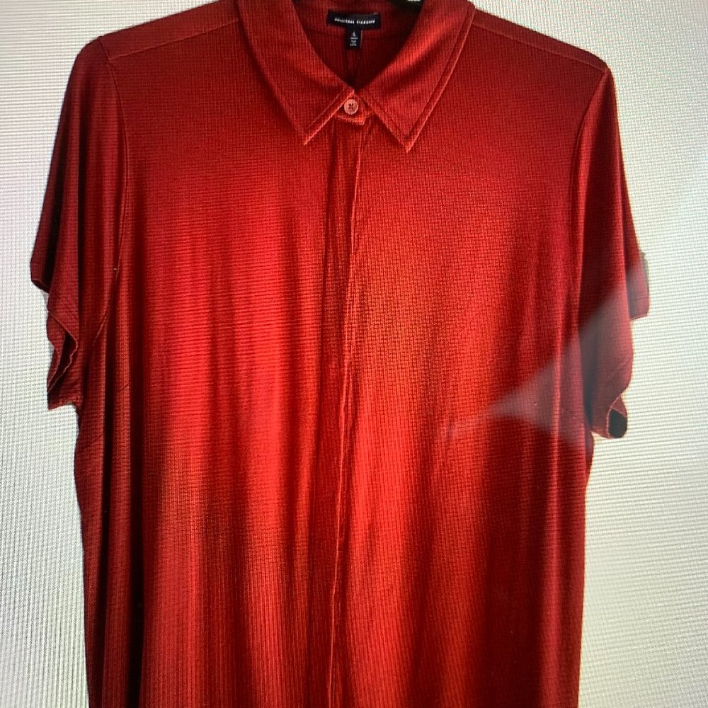 ❤️Universal standard shirt, t-shirt, Hidden Buttons Size L, burgundy color.